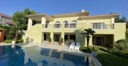 في مجمع بيليكان هيل فيلا مفروشة للبيع   بتصميم رائع واثاث فاخر